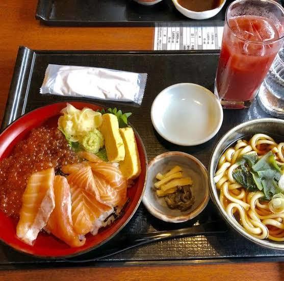 徳樹庵サーモンいくら丼とうどん定食 徳樹庵は関東にしかありません関西にはありません 徳樹庵通販お取り寄せ